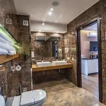 F&b Hotel