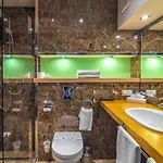 Hotel F&b 4*