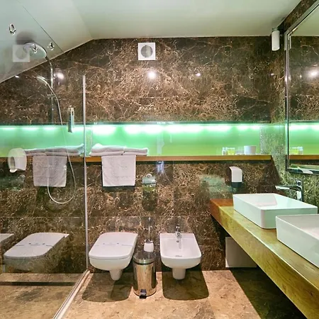F&b Hotel