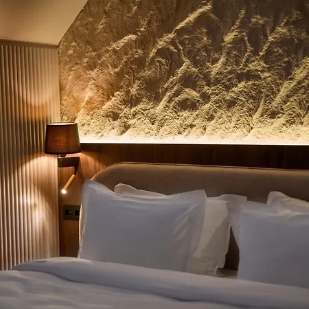 Hotel F&b 4*
