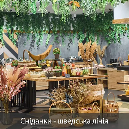 Hotel F&b 4*