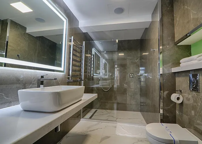F&b Otel 4*