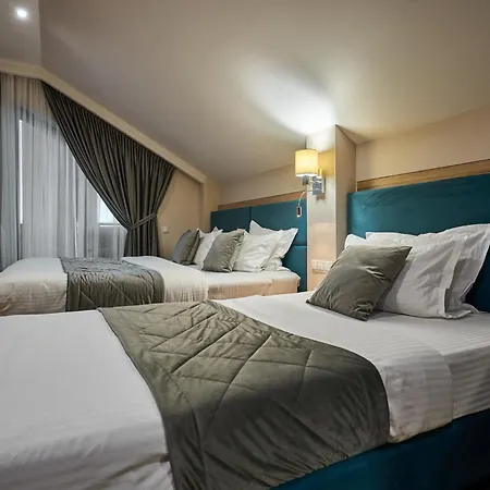 Hotell F&b 4*